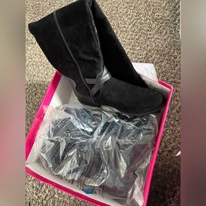 Shoe Dazzle Black Heeled Boots